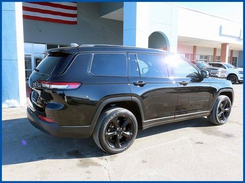 Used 2022 Jeep Grand Cherokee L Laredo image 7