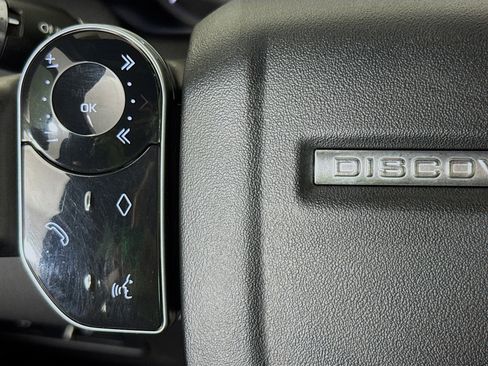 Used 2020 Land Rover Discovery Sport S image 13