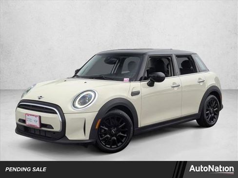 Certified 2023 MINI Cooper 4-Door Hardtop image 1