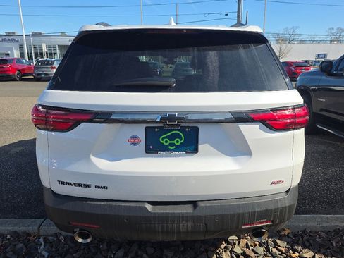 Certified 2023 Chevrolet Traverse RS w/ LPO, Floor Liner Package image 4