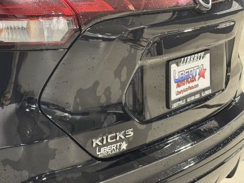 Used 2024 Nissan Kicks S FWD image 19