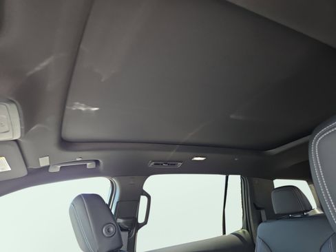 New 2026 Chevrolet Traverse LT FWD image 12