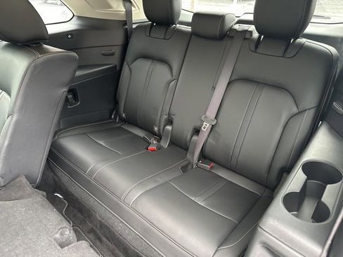 Certified 2024 MAZDA CX-90 Plug-In Hybrid w/ Preferred image 17