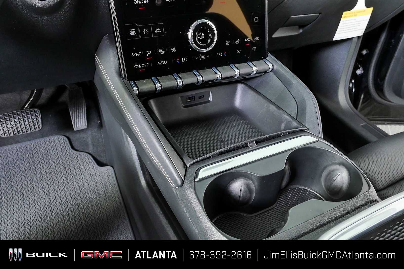 New 2026 GMC Terrain Denali AWD/4WD image 18