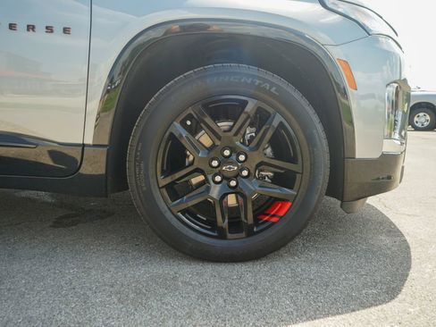 Used 2023 Chevrolet Traverse Premier w/ Redline Edition image 4