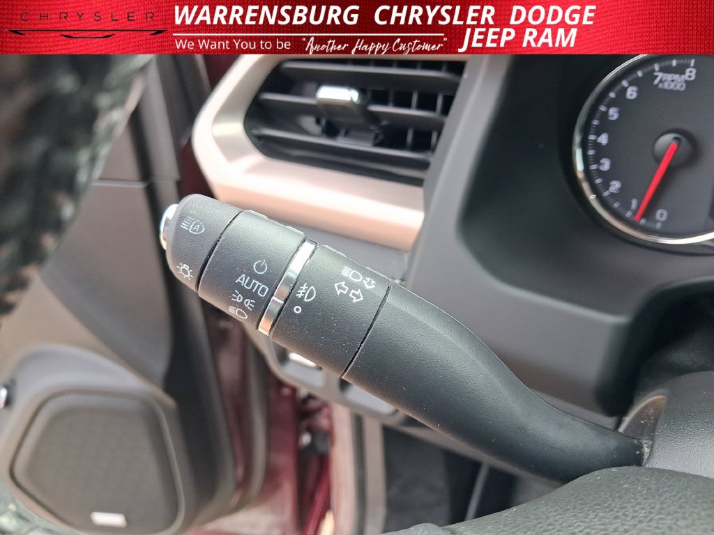 Used 2018 GMC Acadia Denali w/ Technology Package AWD/4WD image 16