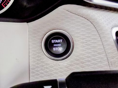 Used 2023 Land Rover Range Rover Velar R-Dynamic S image 44