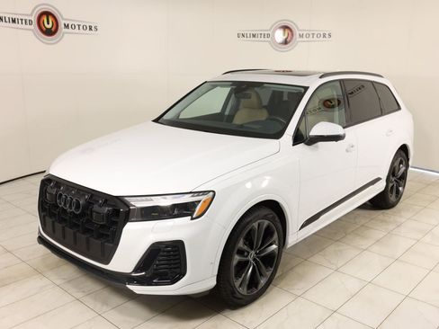 Used 2025 Audi Q7 3.0T Prestige AWD/4WD image 34