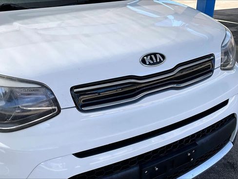 Used 2018 Kia Soul + image 29