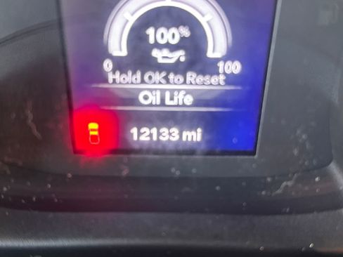 Used 2023 Jeep Gladiator Sport image 21