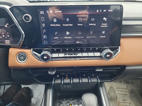 Certified 2023 GMC Canyon AT4 w/ AT4 Premium Package image 13