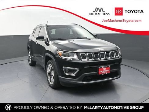 Used 2018 Jeep Compass Limited w/ Navigation Group AWD/4WD image 1