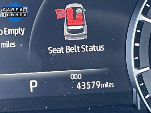 Used 2021 Toyota Highlander Limited FWD image 22