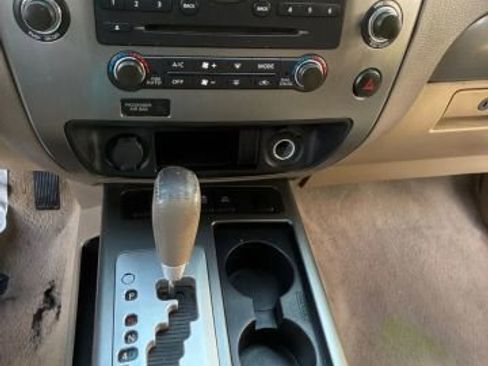 Used 2013 Nissan Armada SV image 15