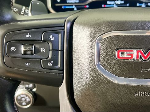 Used 2024 GMC Sierra 1500 AT4 w/ AT4 Preferred Package AWD/4WD image 12