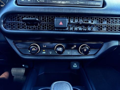 Used 2025 Honda HR-V LX image 18