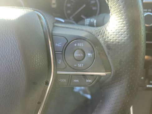 Used 2021 Toyota Avalon XSE image 30