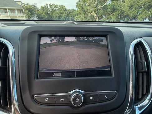 Used 2022 Chevrolet Equinox LT FWD image 27