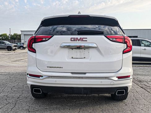 Used 2020 GMC Terrain Denali w/ LPO, Floor Liner Package FWD image 5