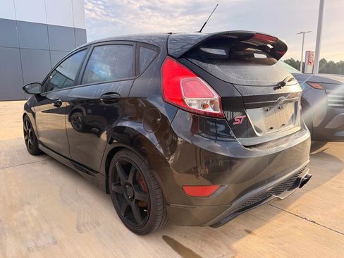 Used 2016 Ford Fiesta ST FWD image 3