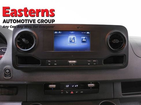Used 2021 Mercedes-Benz Sprinter 2500 w/ Acoustic Package image 11