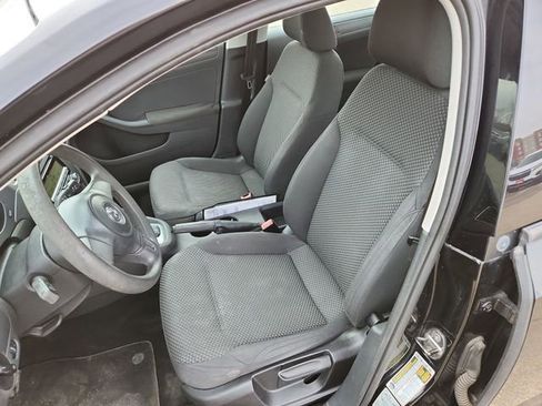 Used 2011 Volkswagen Jetta S image 16
