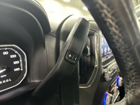 Used 2022 GMC Sierra 2500 Denali AWD/4WD image 17