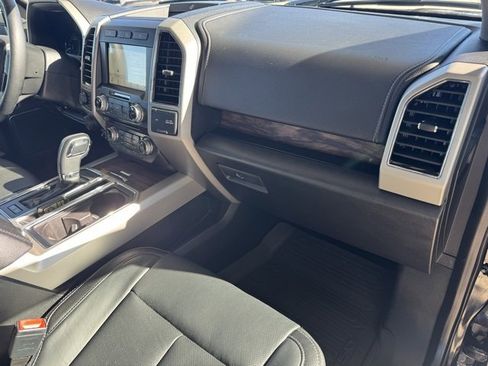 Used 2018 Ford F150 Lariat w/ Equipment Group 502A Luxury image 49