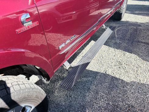 Used 2022 RAM 3500 Limited image 9