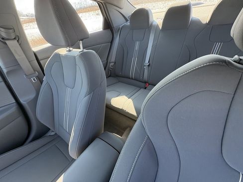 Used 2023 Hyundai Elantra SEL image 34