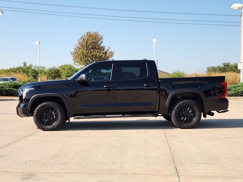 Used 2026 Toyota Tundra SR5 AWD/4WD image 8