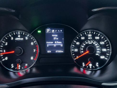 Used 2018 Kia Forte S image 28