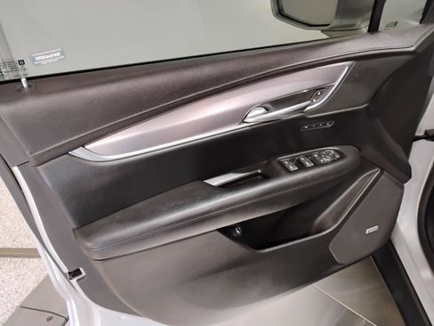 Used 2018 Cadillac XT5 Luxury w/ Driver Awareness Package AWD/4WD image 76