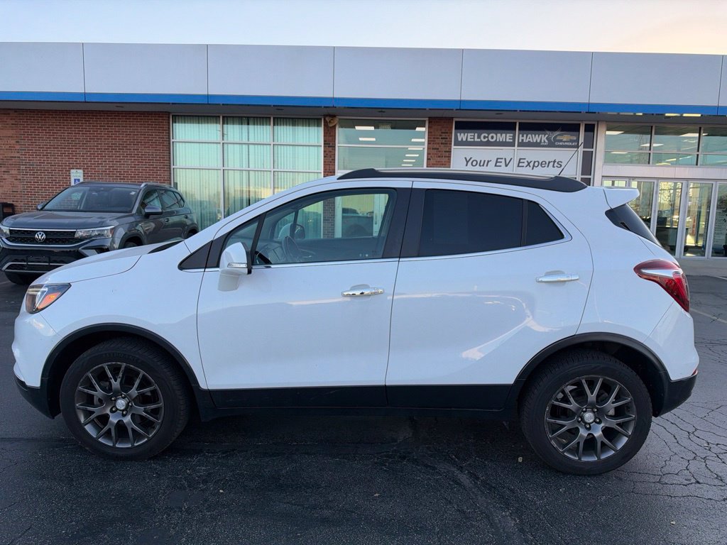 Used 2019 Buick Encore Sport Touring AWD/4WD image 2