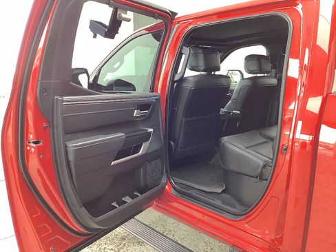 Used 2023 Toyota Tundra Platinum image 16
