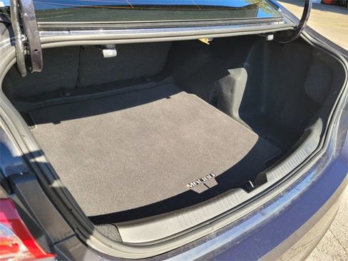 Used 2022 Chevrolet Malibu Premier image 21