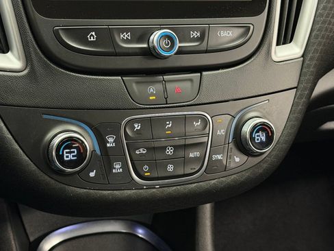 Used 2024 Chevrolet Malibu LT FWD image 18