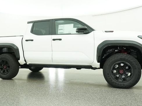 New 2026 Toyota Tacoma TRD Pro AWD/4WD image 28