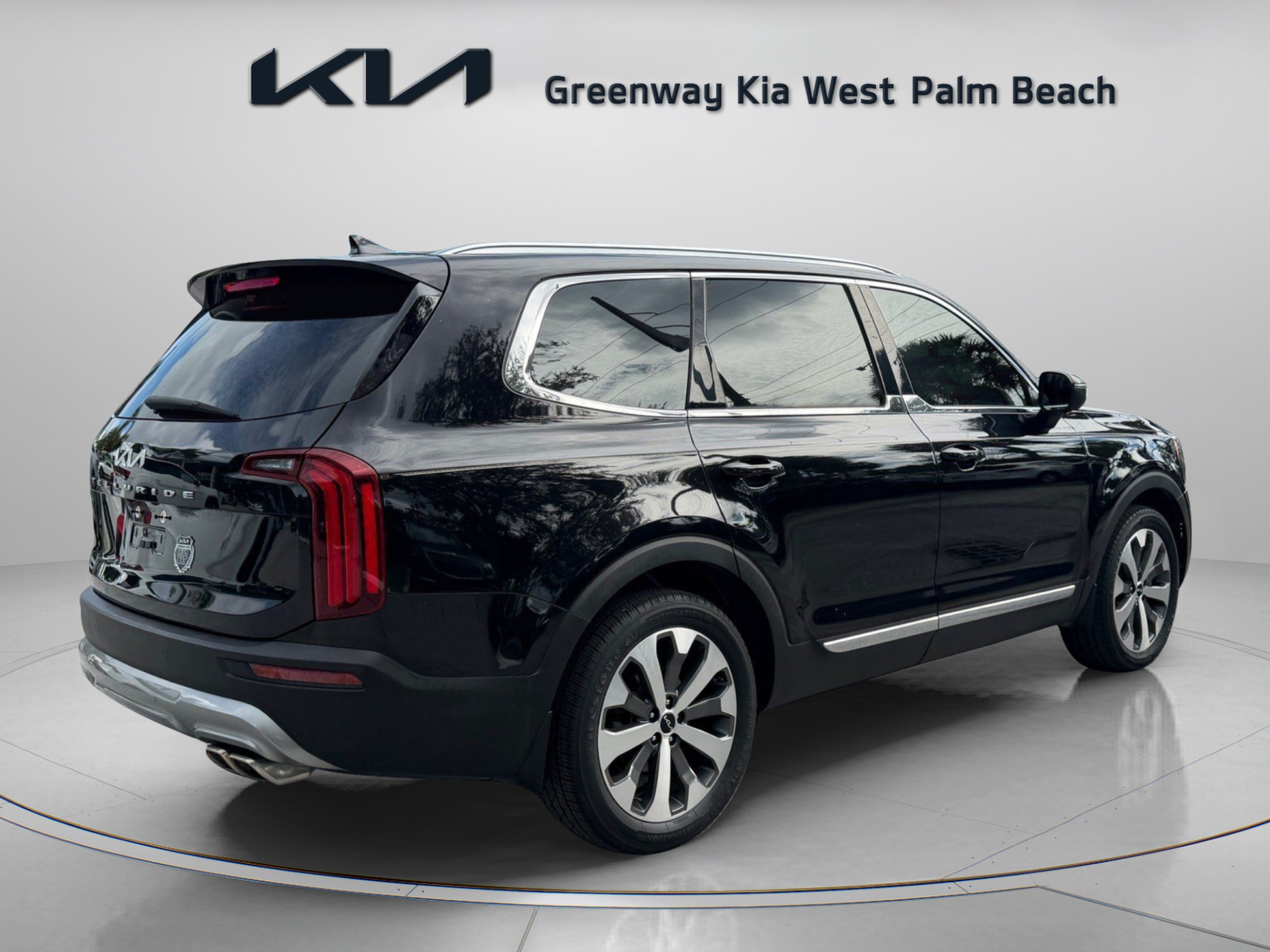 Certified 2022 Kia Telluride EX w/ EX Premium Package FWD image 7