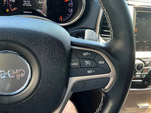 Used 2015 Jeep Grand Cherokee Overland AWD/4WD image 12