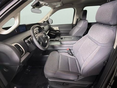 Used 2025 Ford Expedition Max Active image 17