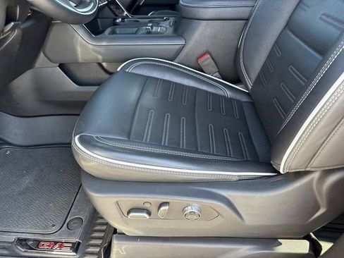 Used 2025 GMC Sierra 2500 AT4X AWD/4WD image 19