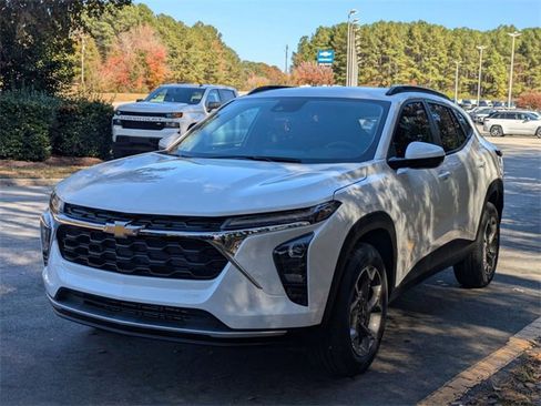 New 2026 Chevrolet Trax LT image 5