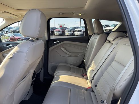 Used 2017 Ford Escape Titanium w/ Canadian Touring Package AWD/4WD image 30