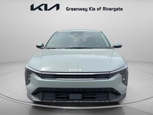 New 2026 Kia K4 LXS FWD image 2