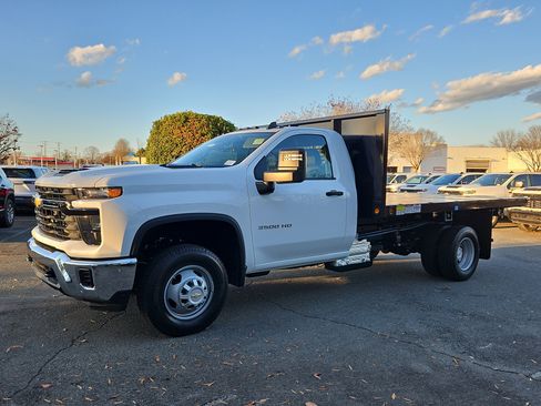New 2025 Chevrolet Silverado 3500 W/T w/ WT Convenience Package image 1