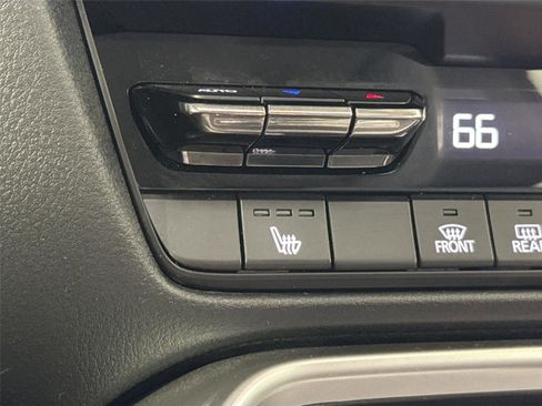 Certified 2024 MAZDA CX-90 3.3 Turbo w/ Preferred Plus image 8