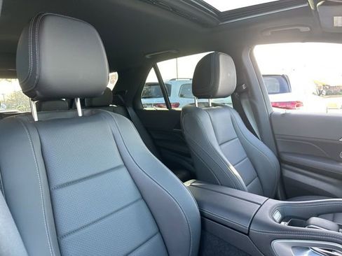 Used 2025 Mercedes-Benz GLE 350 4MATIC image 31