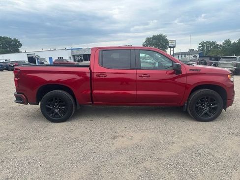 Used 2024 Chevrolet Silverado 1500 RST AWD/4WD image 9