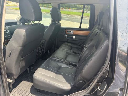 Used 2015 Land Rover LR4 HSE AWD/4WD image 6
